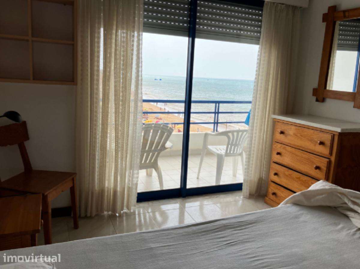 Apartamento com 2 quartos - localizado em Quarteira - Grande imagem: 2/8