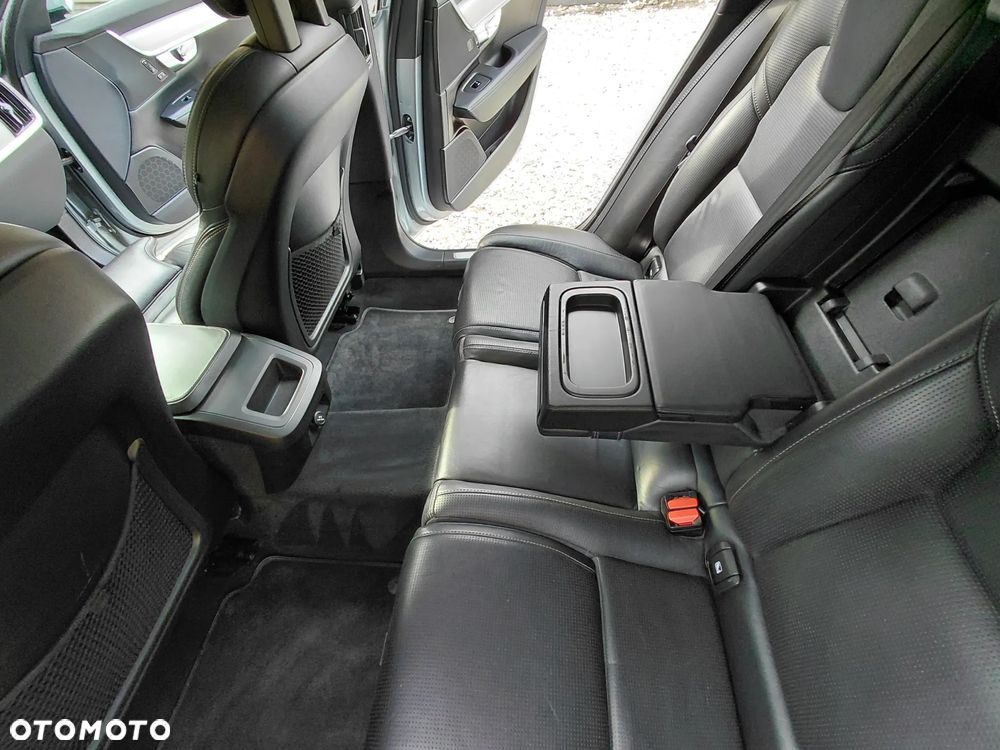 Volvo V90 D4 AWD Inscription - 10