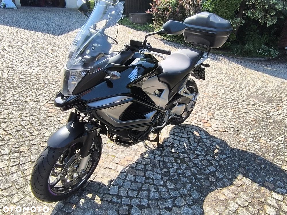 Honda VFR - 9