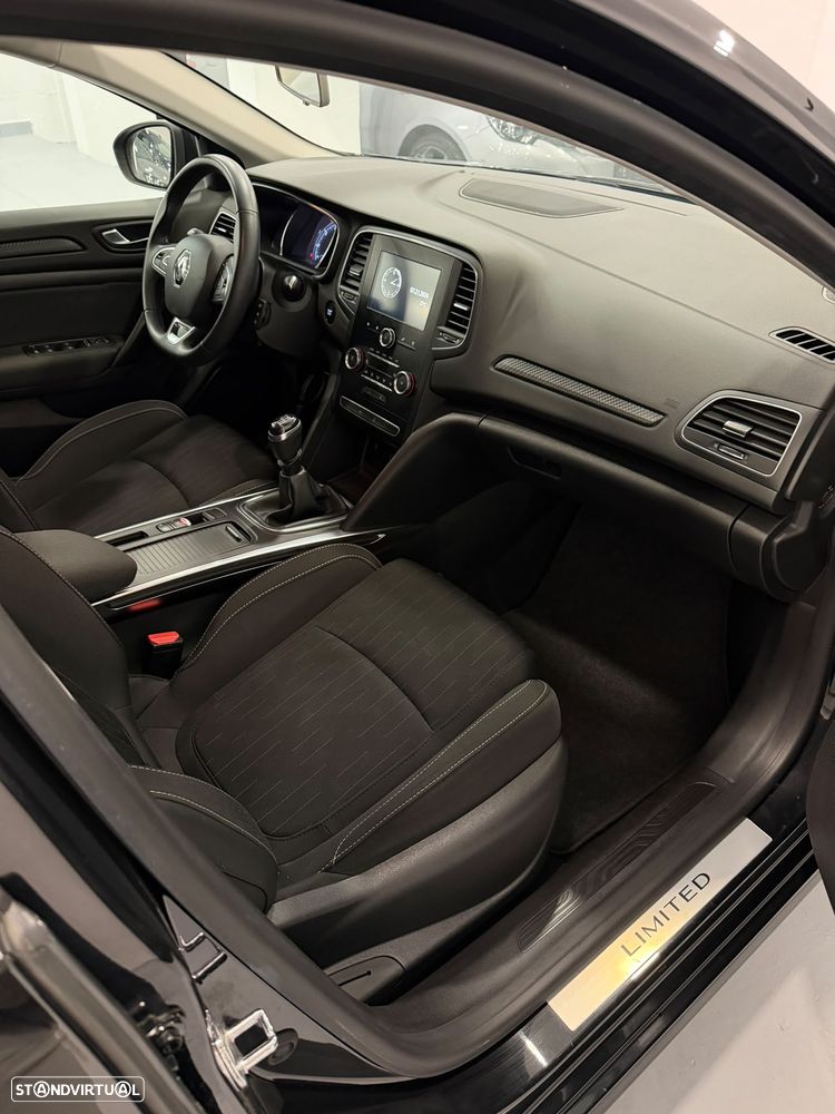 Renault Mégane Sport Tourer TCe 115 GPF LIMITED - 6