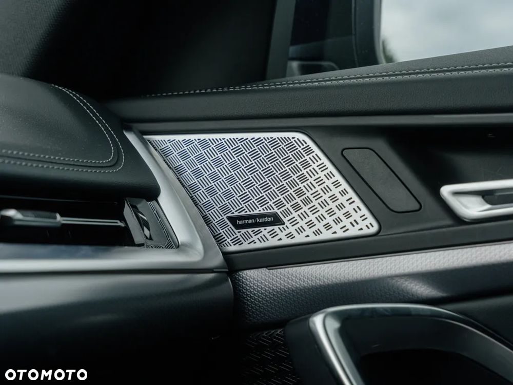 BMW X1 sDrive18d - 11