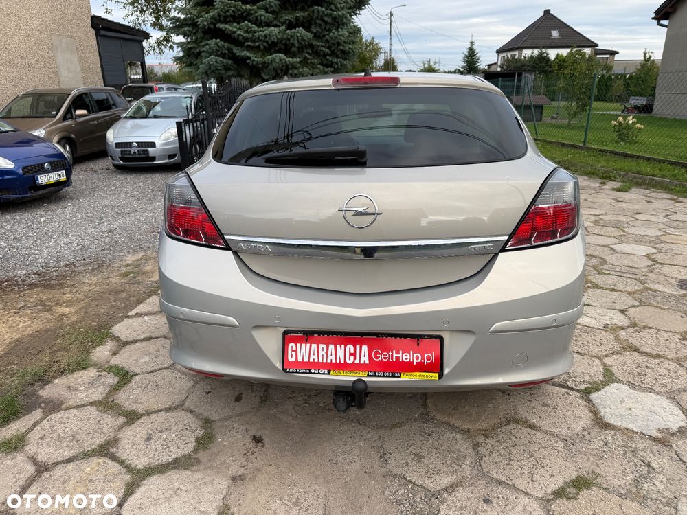 Opel Astra III GTC 1.6 111 - 10