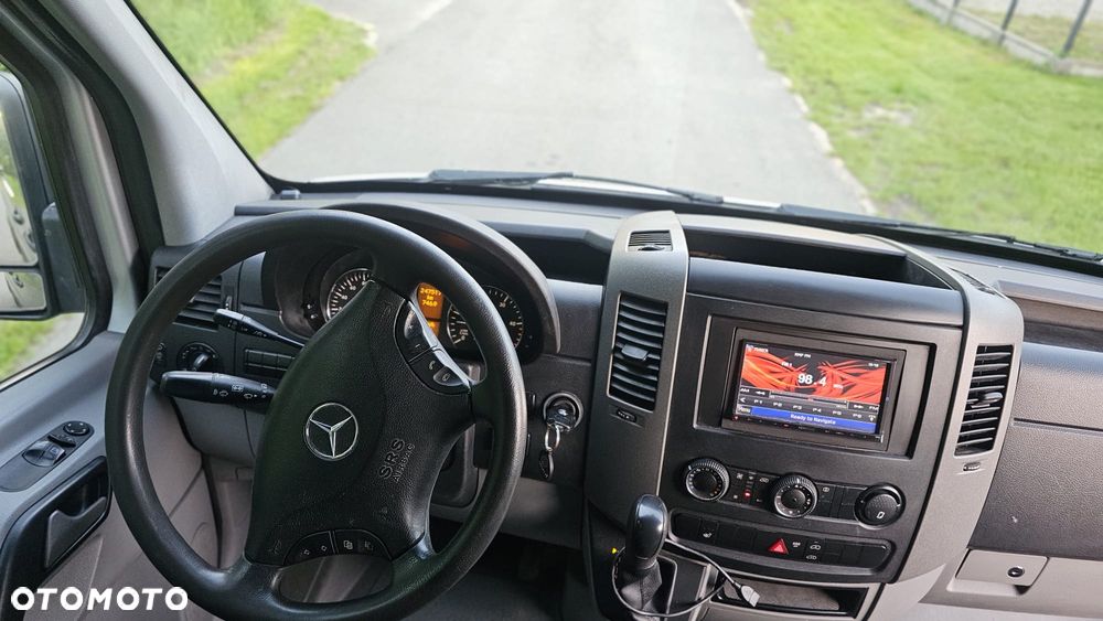 Mercedes-Benz Sprinter - 27