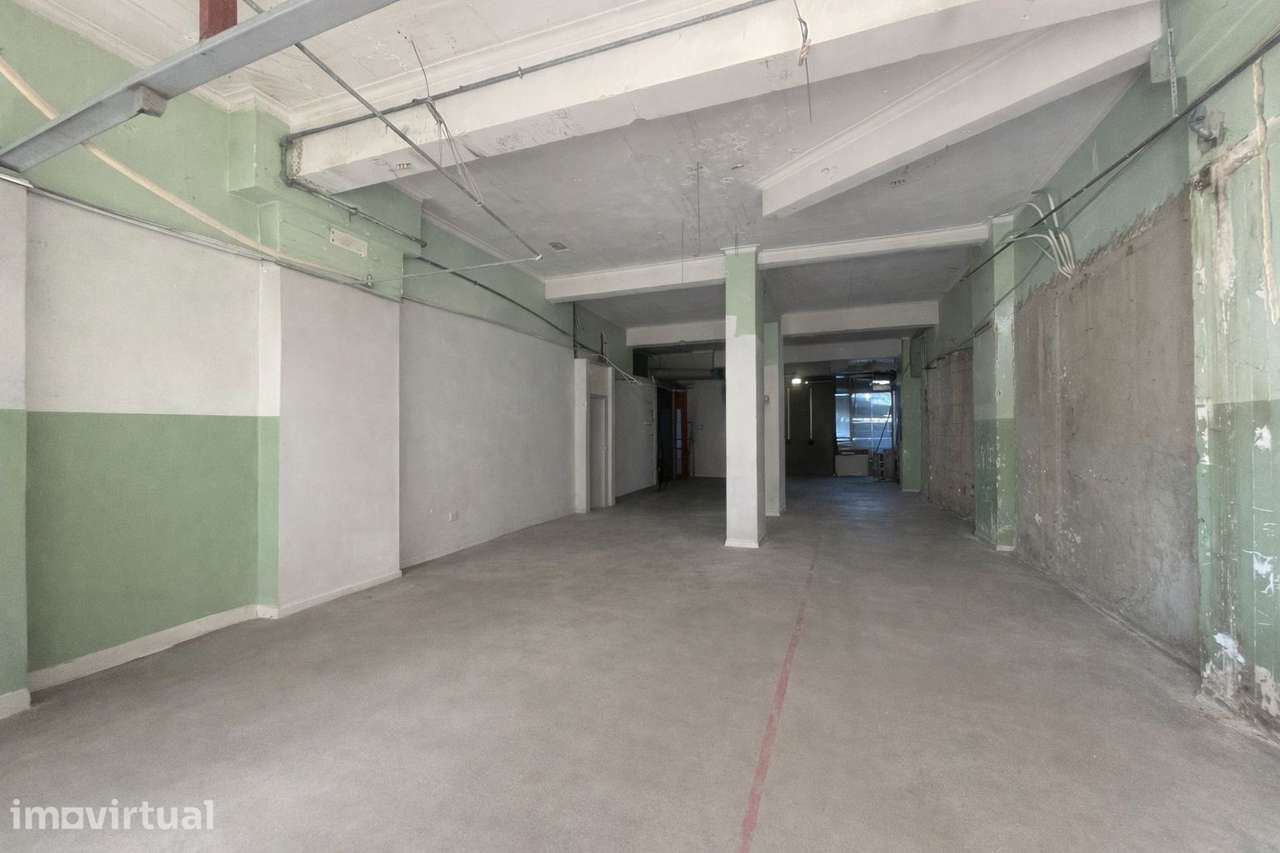LOJA COM 135M2 EM ALMADA - Grande imagem: 5/19