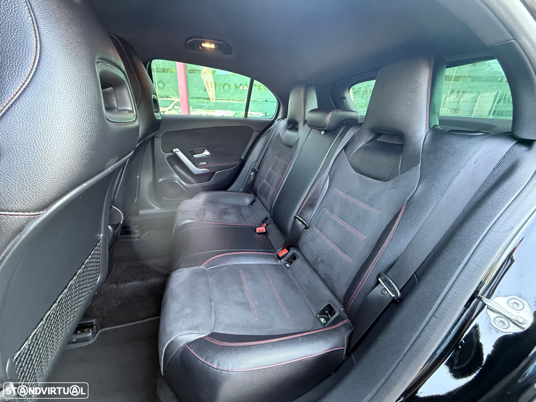 Mercedes-Benz A 160 AMG Line - 12