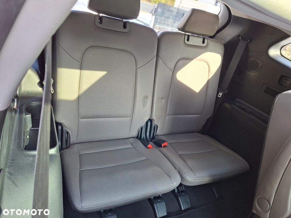 Hyundai Santa Fe - 14