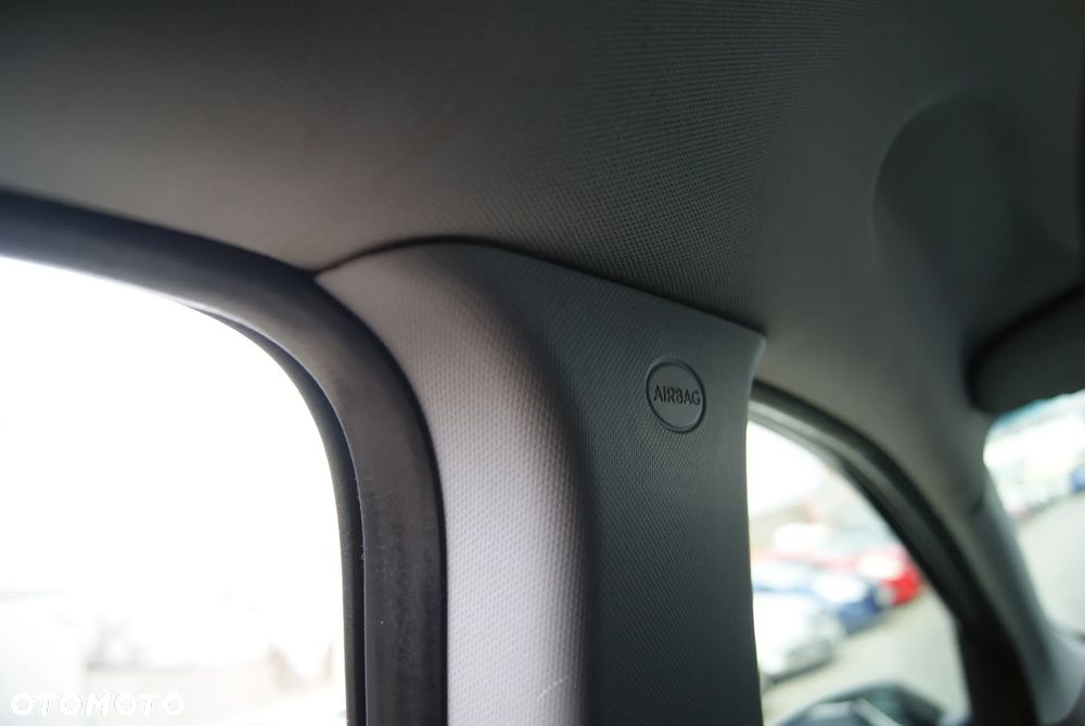 Hyundai i30 1.6 Fifa World Cup Edition - 14