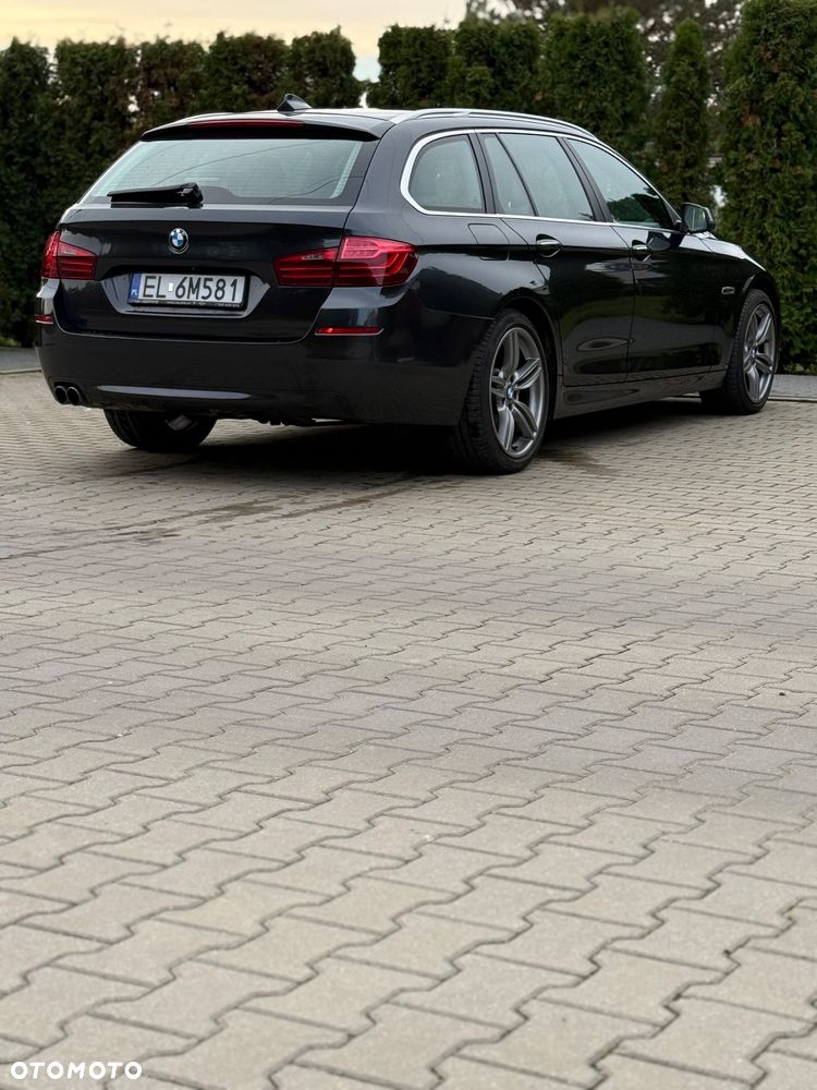 BMW Seria 5 530d xDrive Luxury Line - 11