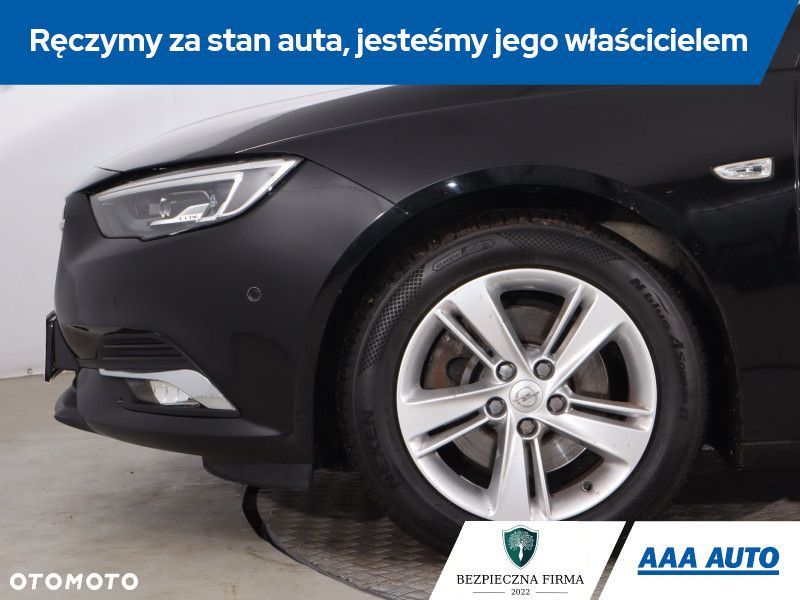 Opel Insignia - 17