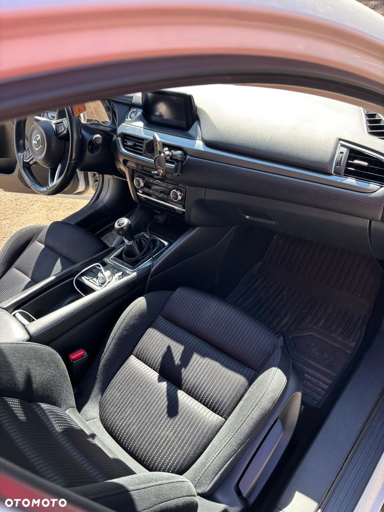 Mazda 6 2.0 Skybusiness - 24