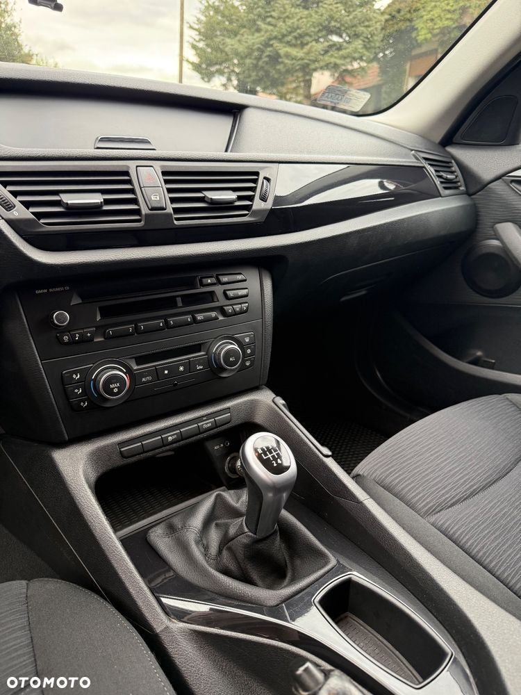 BMW X1 sDrive18d - 16