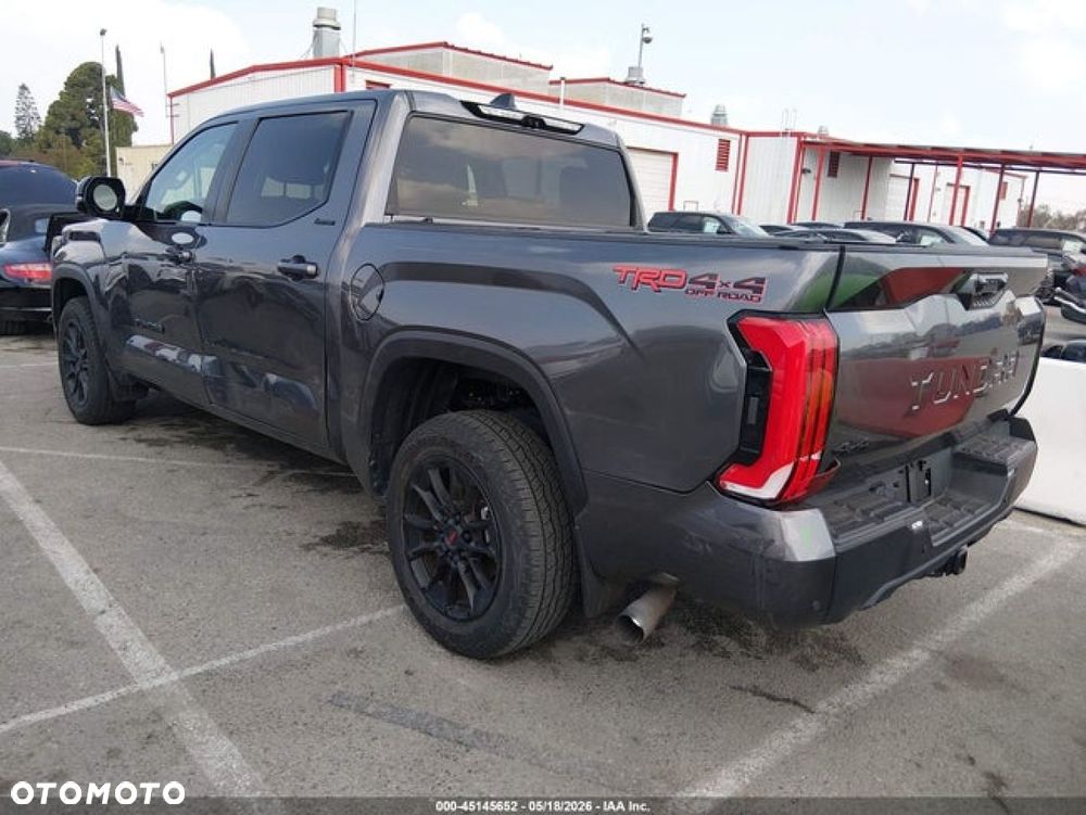 Toyota Tundra - 4