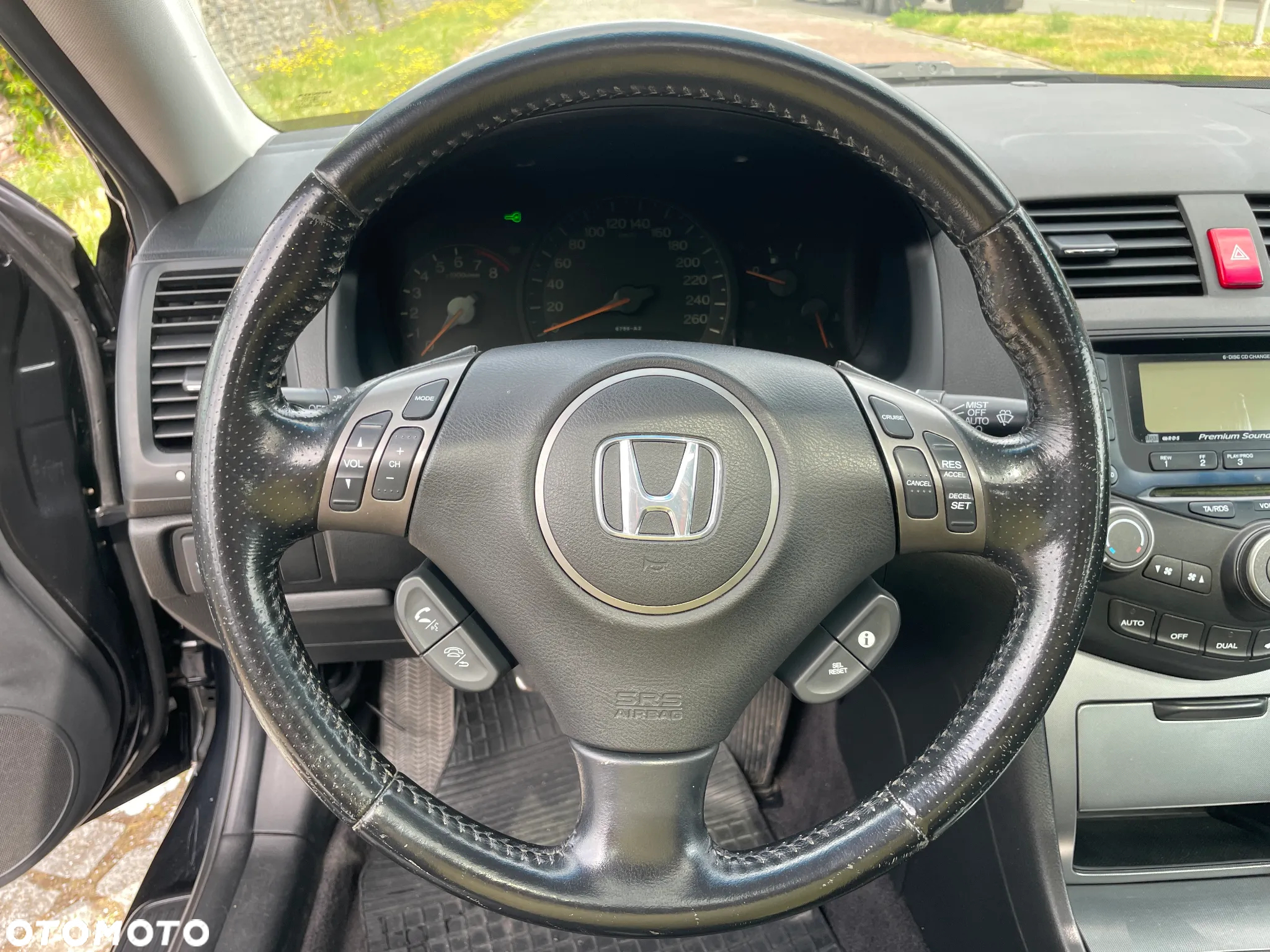 Honda Accord 2.0 Executive - 24
