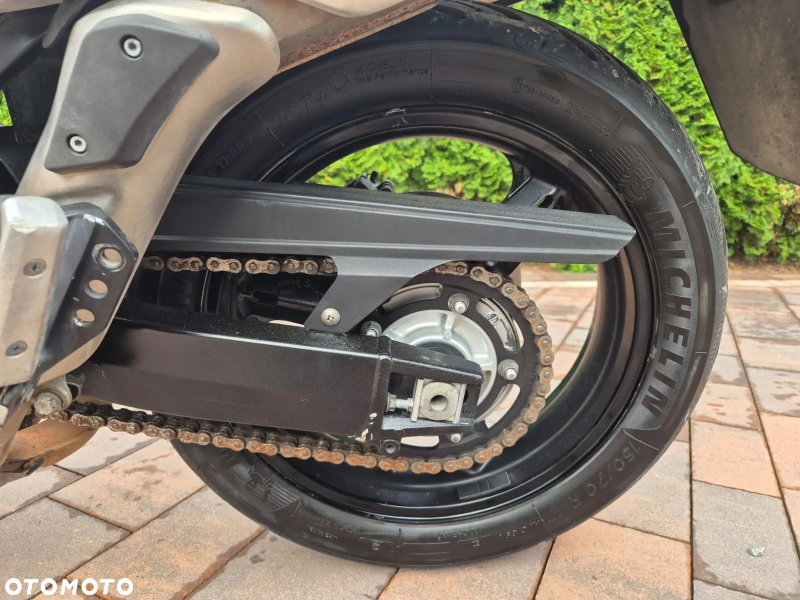 Suzuki V-STROM - 14