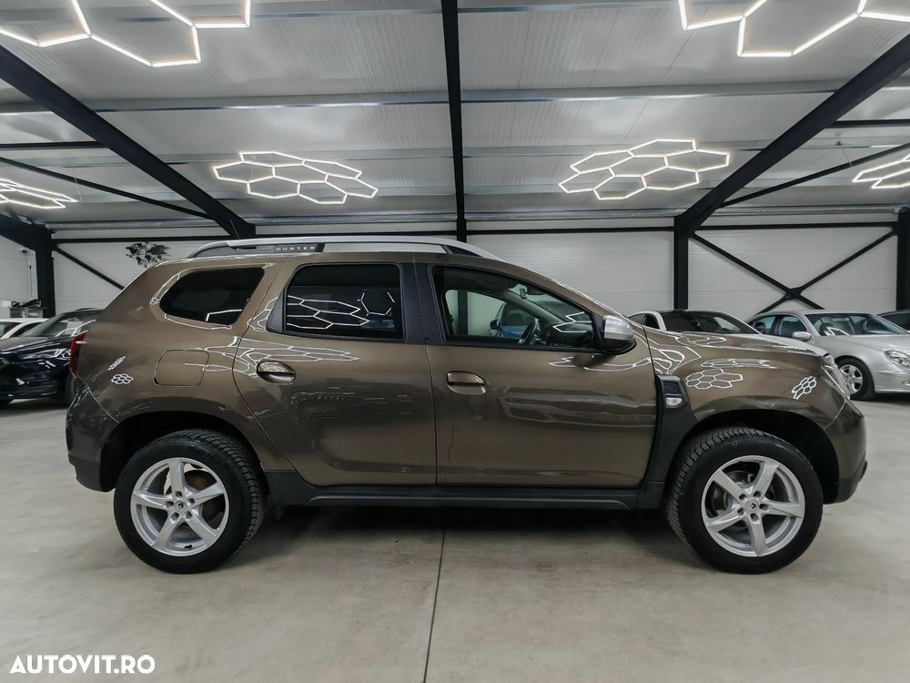 Dacia Duster 1.6 SCe Prestige jante 17" - 33