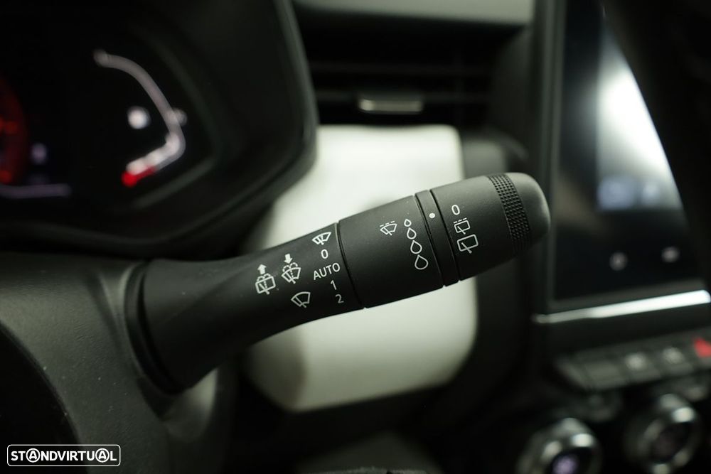 Renault Clio 1.0 TCe Techno Bi-Fuel - 19