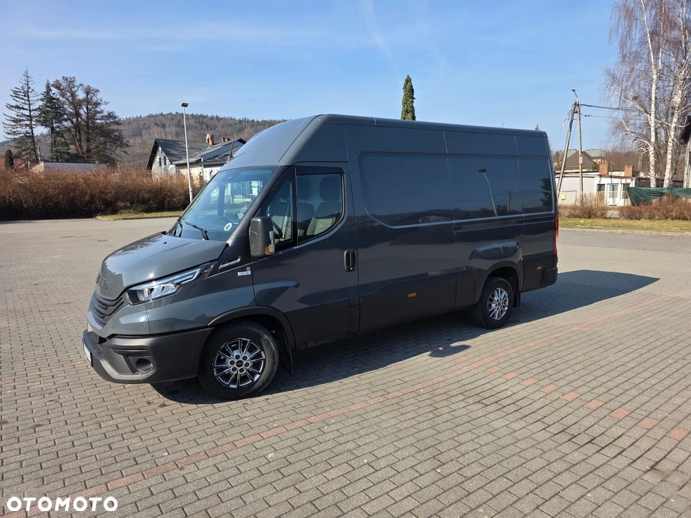 Iveco IVECO DAILY 35S18HA8 V – L3H2 - 22