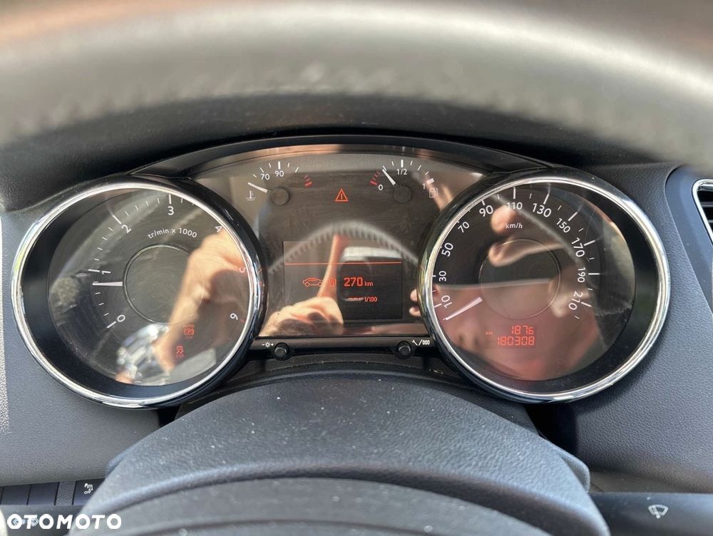Peugeot 5008 2.0 HDi Premium - 9