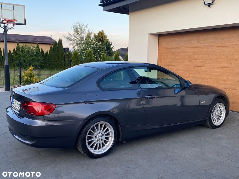 BMW Seria 3 320i M Sport Edition - 11