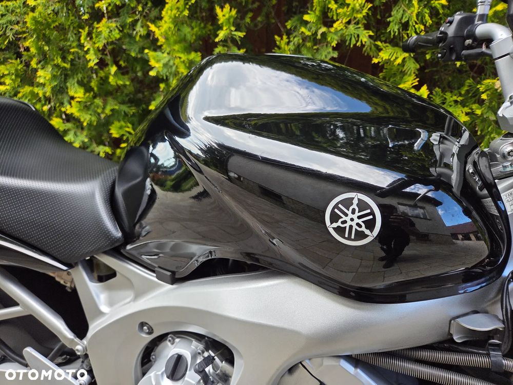 Yamaha FZ6 - 16