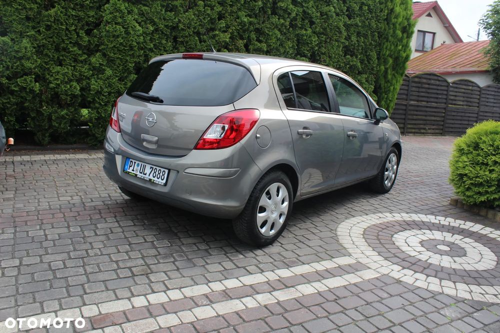 Opel Corsa - 8