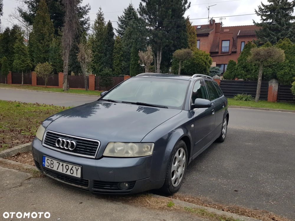 Audi A4 Avant - 1