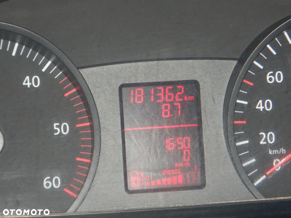 Volkswagen CRAFTER - 6