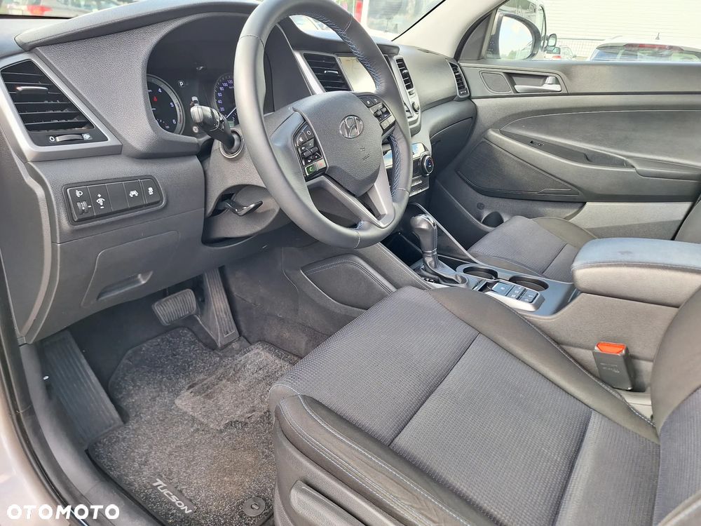 Hyundai Tucson 1.7 CRDI BlueDrive Premium 2WD DCT - 32