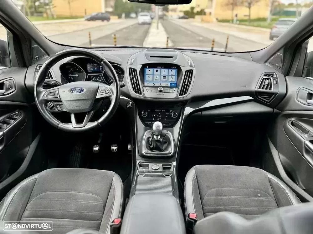 Ford Kuga 1.5 TDCi ST-Line Limited Edition - 61