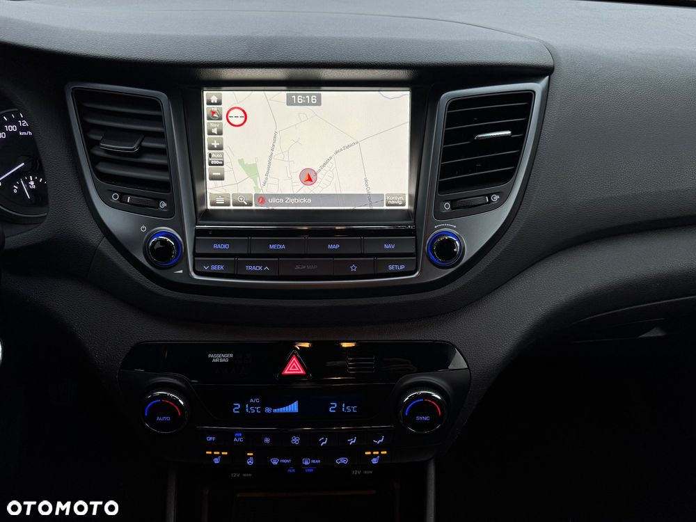 Hyundai Tucson 1.6 GDi 2WD Select - 10