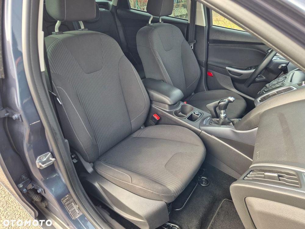 Ford Focus 1.6 TDCi DPF Start-Stopp-System Titanium - 23