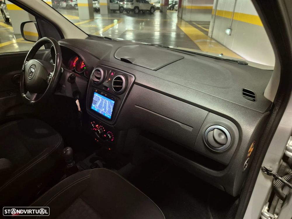 Dacia Lodgy 1.5 dCi Stepway 7L - 41
