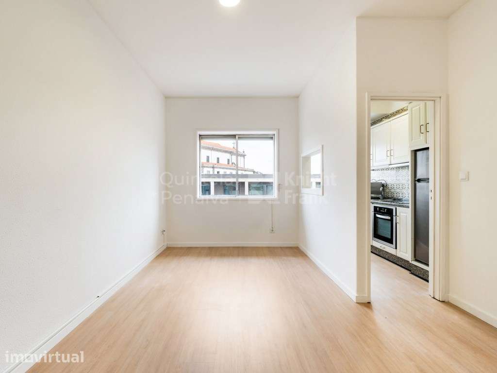 Apartamento T1 para arrendar no Bonfim, Porto - Grande imagem: 3/25