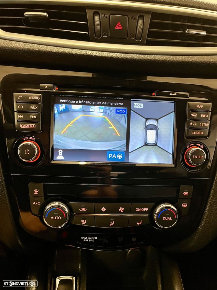 Nissan Qashqai 1.5 dCi N-Connecta Led - 14