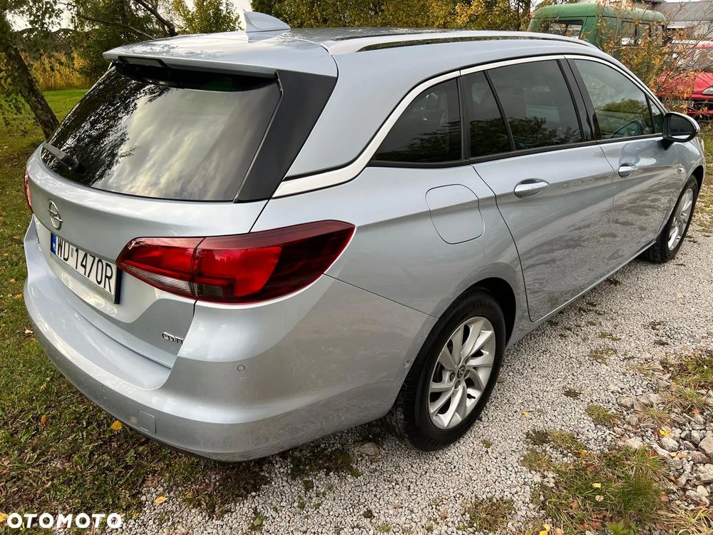 Opel Astra V 1.6 CDTI Dynamic - 10