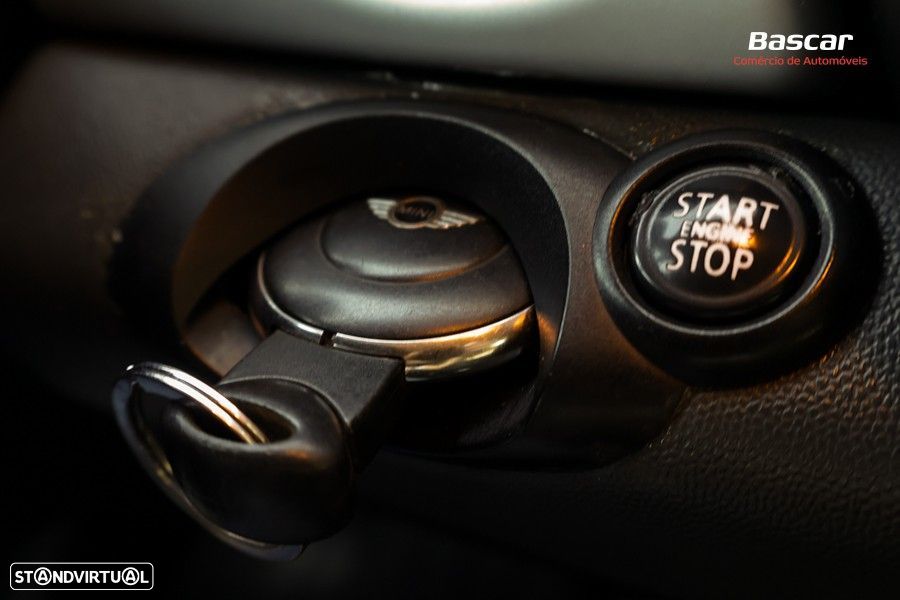 MINI 3 Portas Cooper D - 29