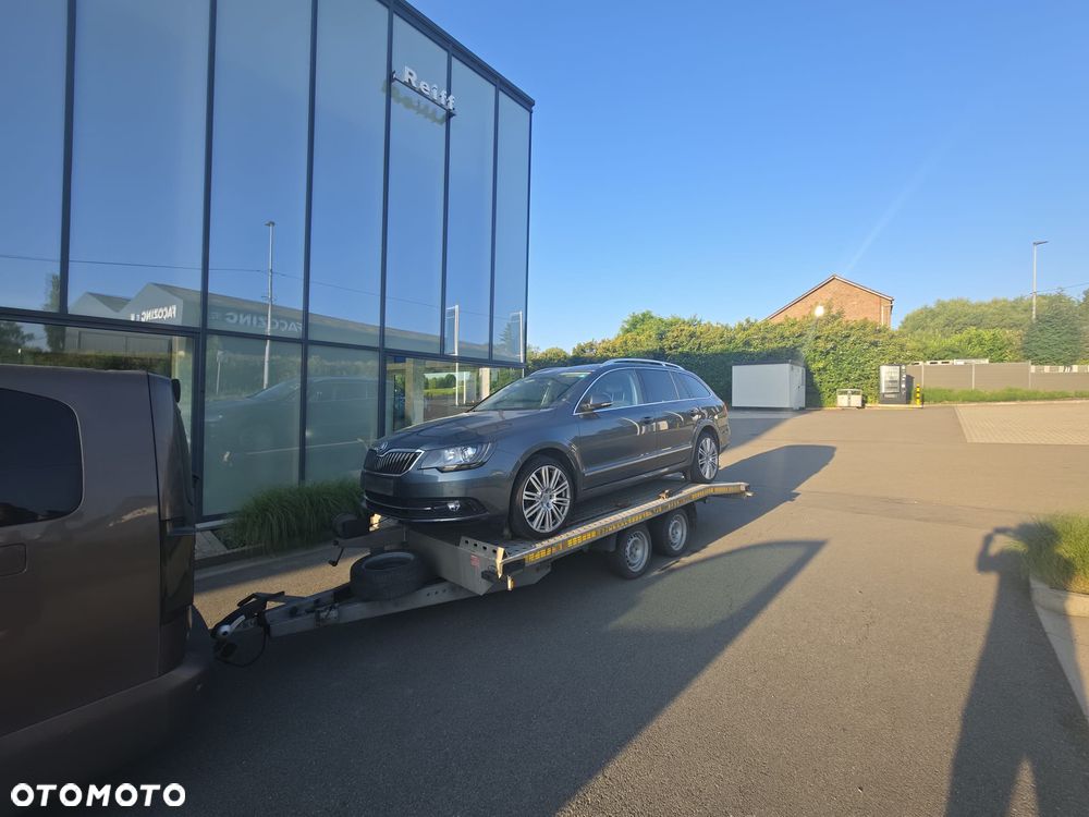 Skoda Superb 2.0 TDI 4x4 Exclusive - 4