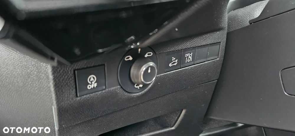 DS Automobiles DS 7 Crossback - 32