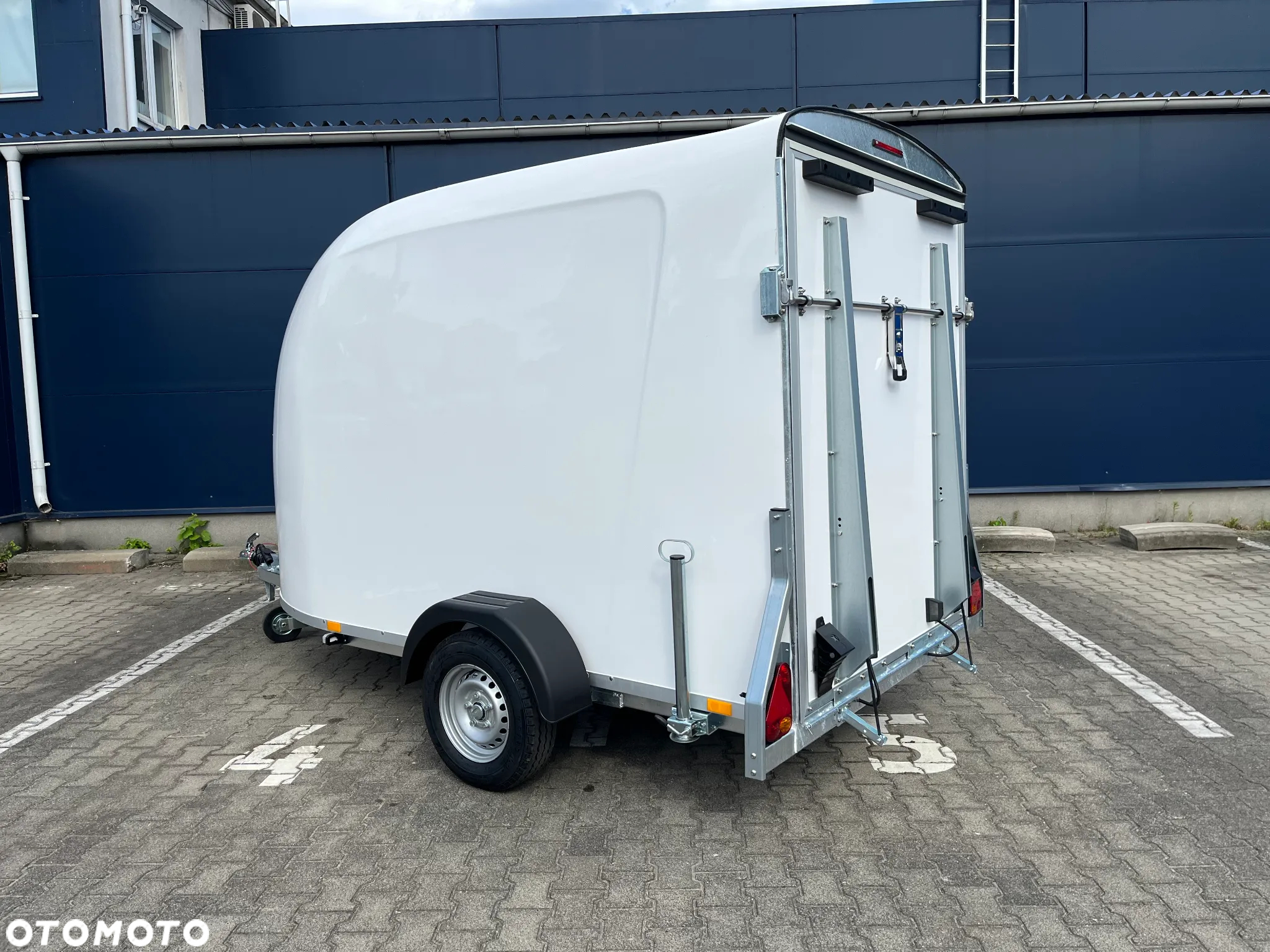Niewiadów Furgon laminatowy F1334 H Trap - 11