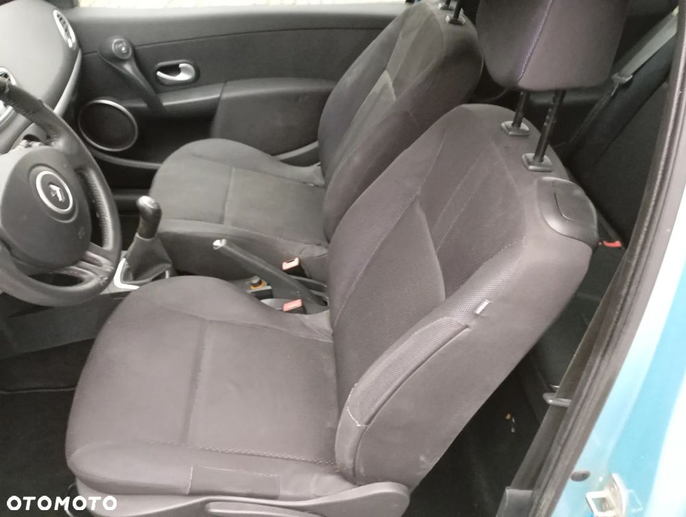 Renault Clio 1.2 TCE Alize - 33