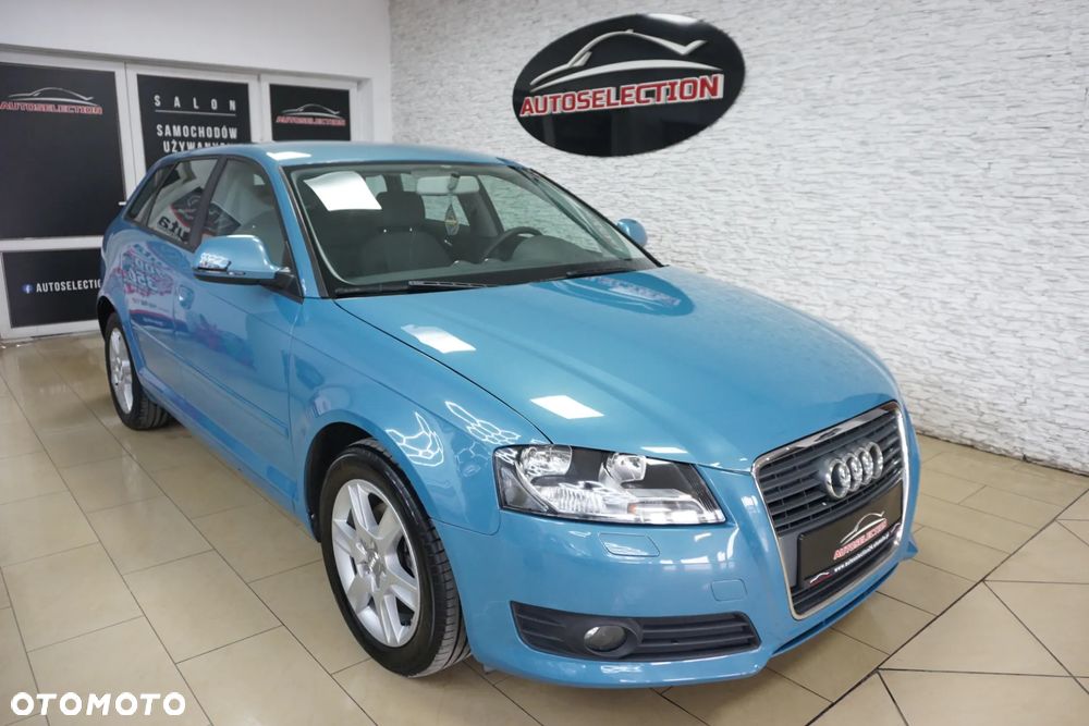 Audi A3 Sportback 2.0 TDI DPF Ambiente - 8