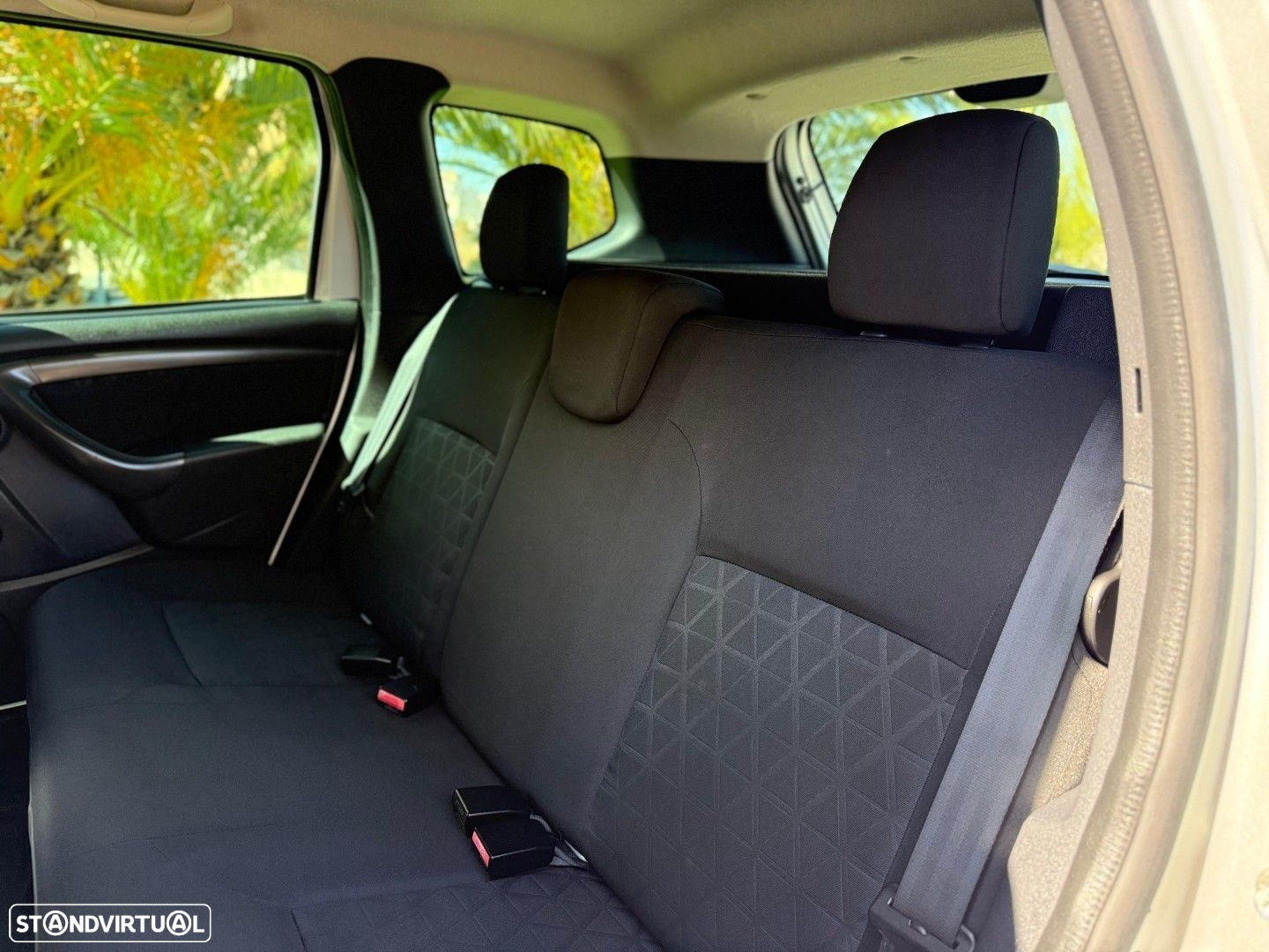 Dacia Duster 1.5 dCi Prestige - 11