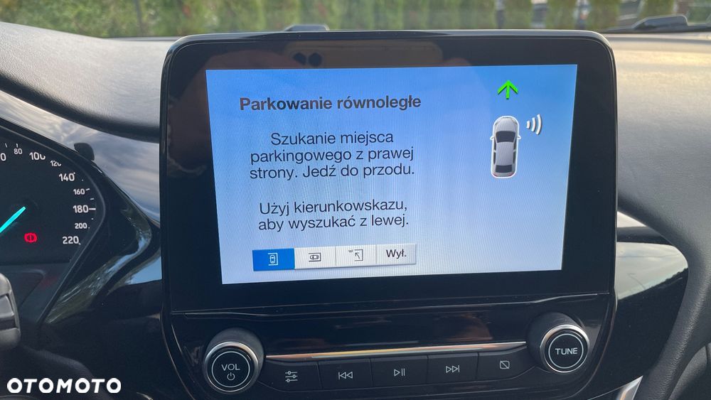 Ford Fiesta 1.0 EcoBoost Titanium - 28