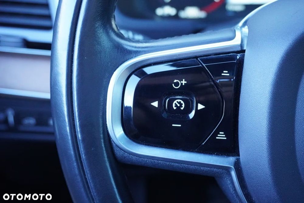 Volvo XC 90 T8 AWD Twin Engine Geartronic Inscription - 10