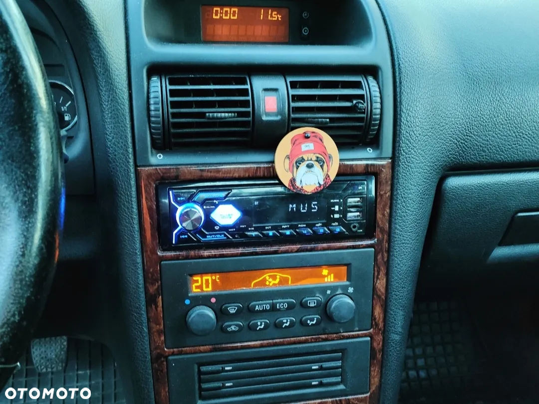 Opel Astra - 12