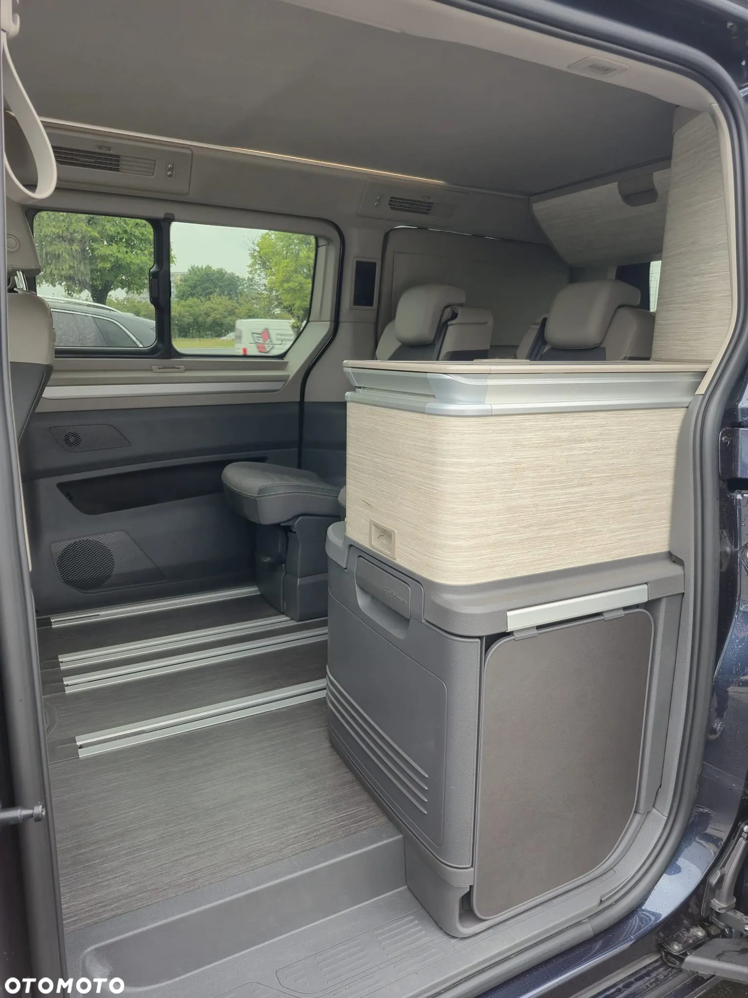Volkswagen California - 10