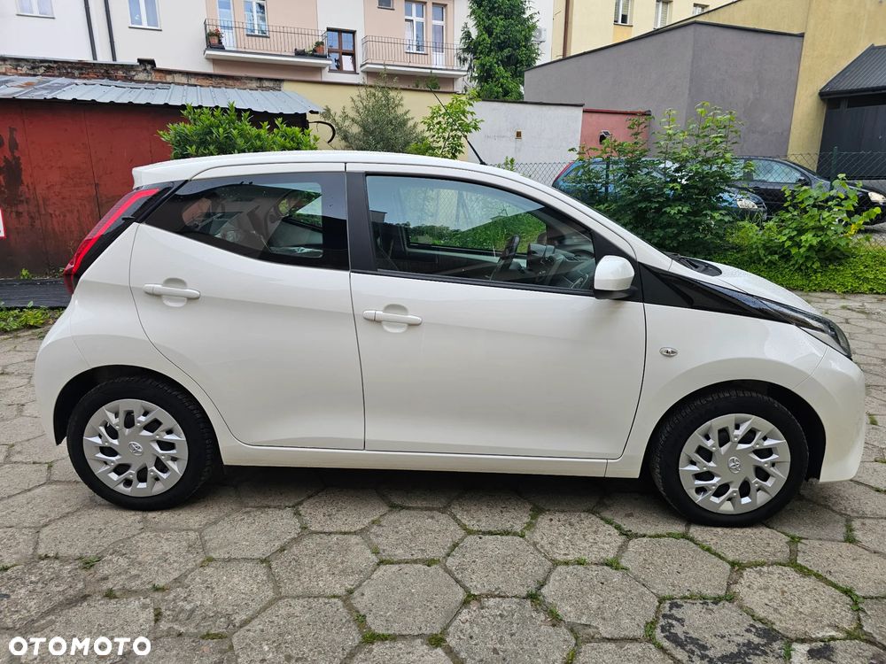 Toyota Aygo 1.0 VVT-i Color Edition - 4