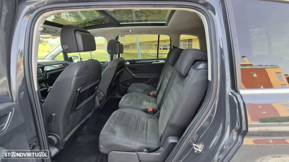 VW Touran 2.0 TDI R-Line - 14