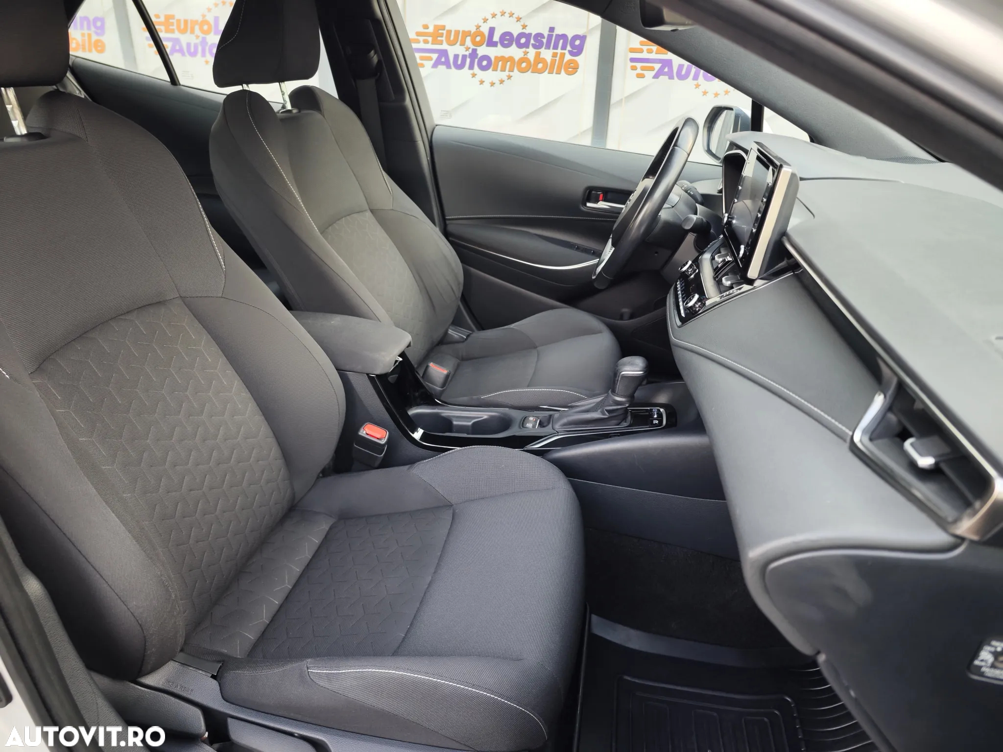Toyota Corolla - 21