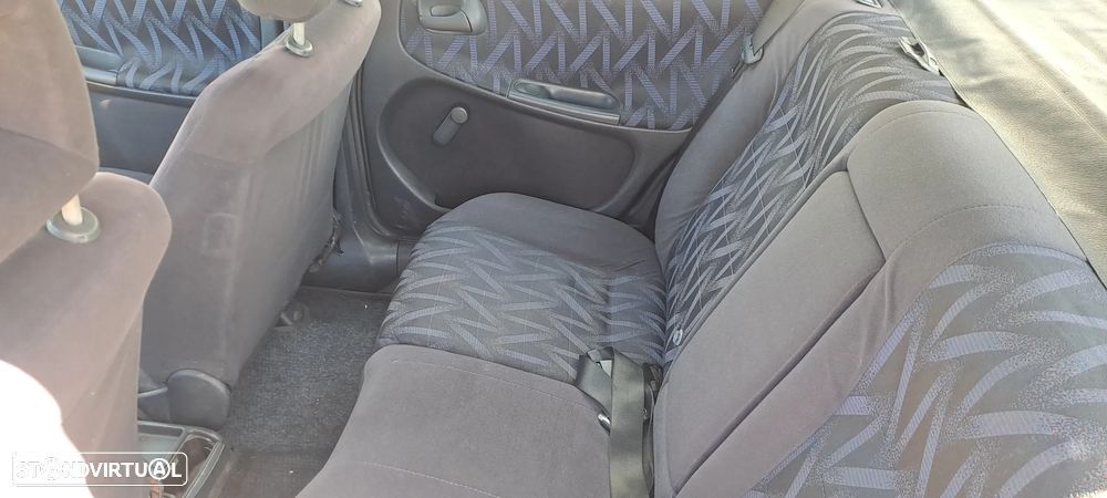 Opel Astra caravan - 2